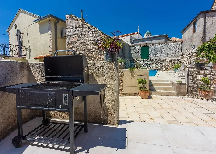 Vakantiehuis Traumhaftes Steinhaus Mit Privatpool, Meerblick, 4 Parkplaetze, Grillbereich, Waschmaschine *