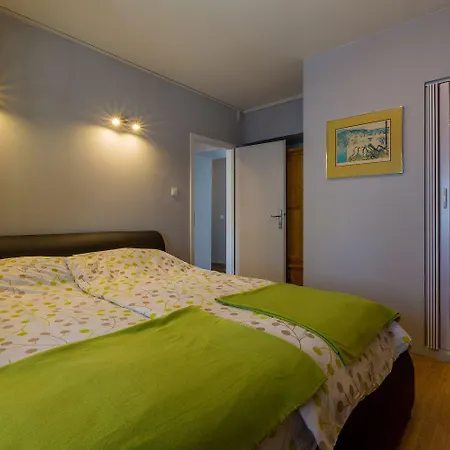 Traumhaftes Steinhaus Mit Privatpool, Meerblick, 4 Parkplaetze, Grillbereich, Waschmaschine *
