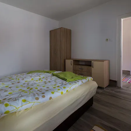 Traumhaftes Steinhaus Mit Privatpool, Meerblick, 4 Parkplaetze, Grillbereich, Waschmaschine * Bribir (Primorje-Gorski Kotar)
