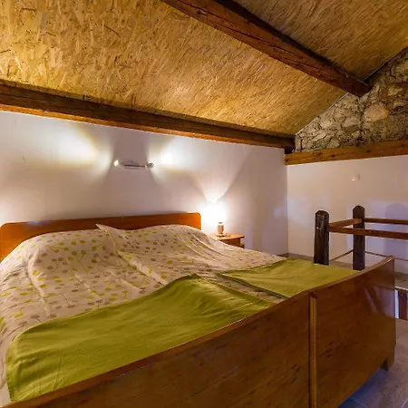 Feriehus Traumhaftes Steinhaus Mit Privatpool, Meerblick, 4 Parkplaetze, Grillbereich, Waschmaschine *