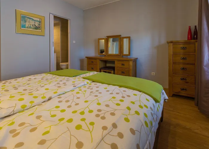 Traumhaftes Steinhaus Mit Privatpool, Meerblick, 4 Parkplaetze, Grillbereich, Waschmaschine Holiday home Bribir (Primorje-Gorski Kotar)