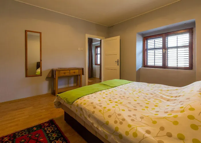 Holiday home Traumhaftes Steinhaus Mit Privatpool, Meerblick, 4 Parkplaetze, Grillbereich, Waschmaschine